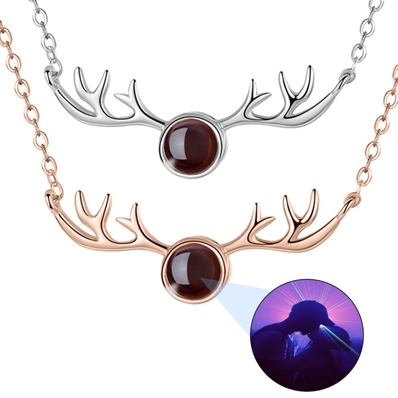 Antique Empaistic Carved Photo Locket Hold Picture Engraved Flower Pattern Oval Round Heart Vintage Pendant Necklace for Women Memory Romantic Souvenir Jewelry